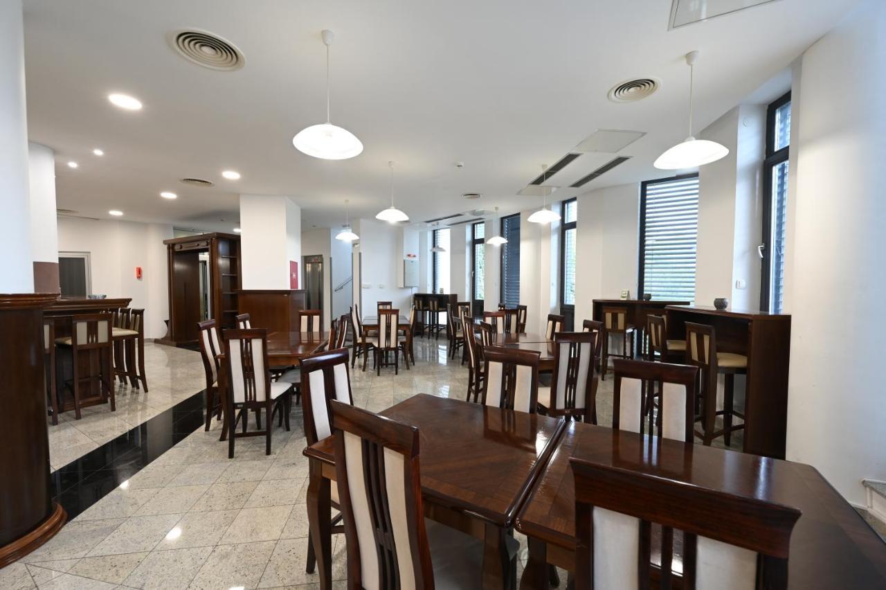 Hotel "Jkc Banja Luka" Exterior photo