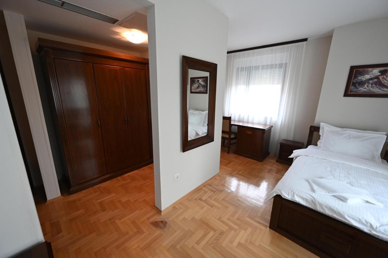 Hotel "Jkc Banja Luka" Exterior photo